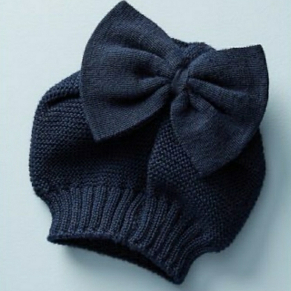Helene Berman Navy Blue Knit BOW Beenie